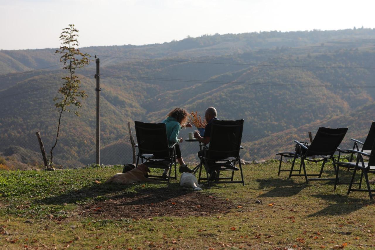Отель Lost Ridge Inn, Brewery & Ranch 3*